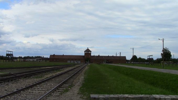 Auschwitz - the gates to death. A backward glance at freedom.