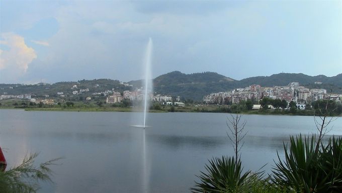 The lake - Tirana