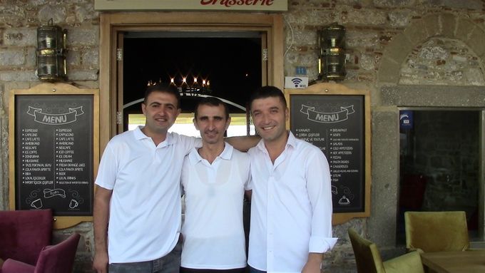 The naughty boys of Brasserie Fora. (Watch the one on the right!)