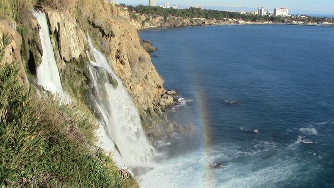 Dudem falls. Rainbow in the spray.