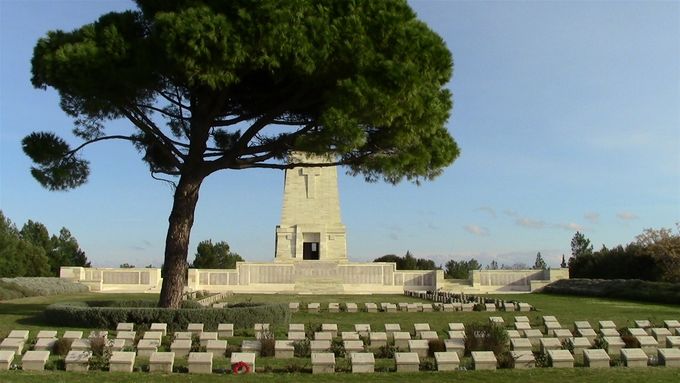 Lone pine cemetery