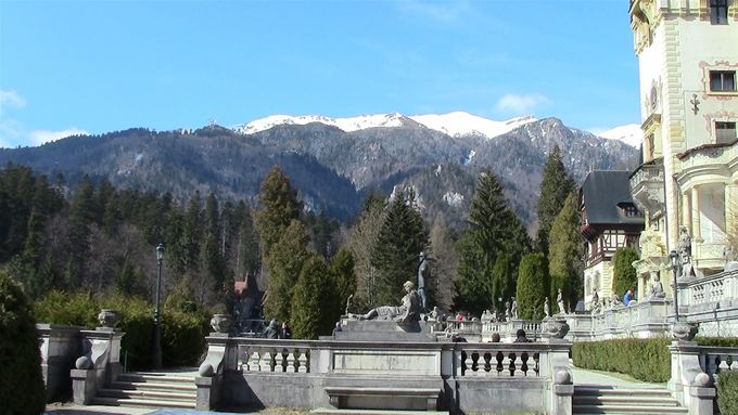 Peles Castle - snow on the mountains