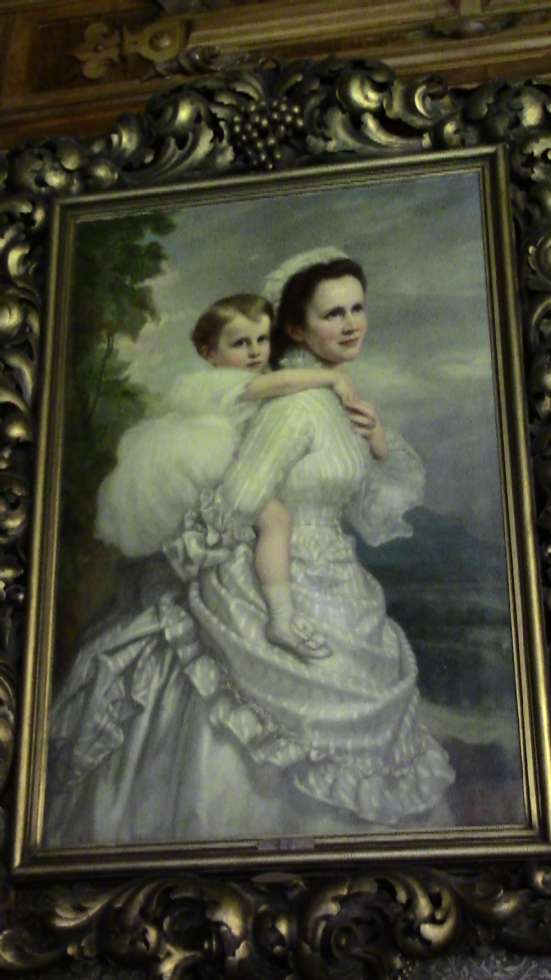 Queen Elizabeth and Princess Marie